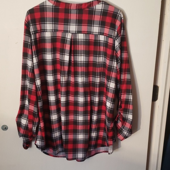 Super soft plaid flannel style shirt - Picture 5 of 5